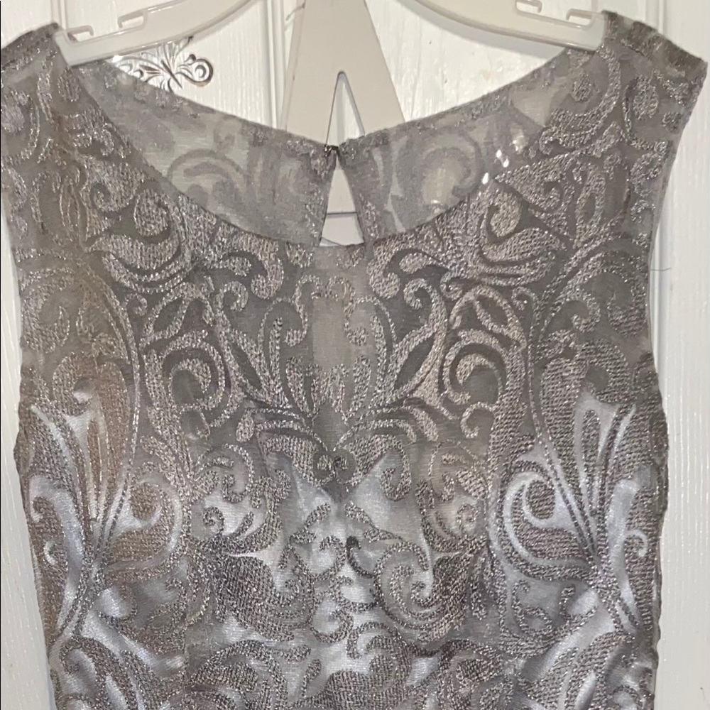 Short grey/silver dress - Picture 4 of 6